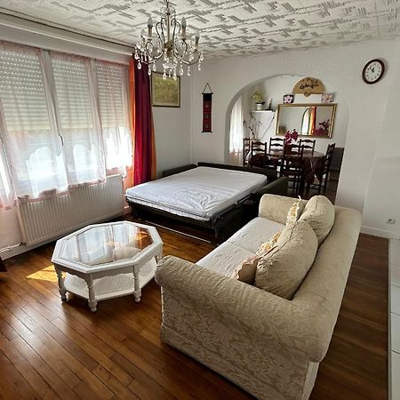 5Min Futuroscope 80M2 - 3 Chambres - Parking Prive - Wifi - Jardin Шасней дю Пуату Екстериор снимка